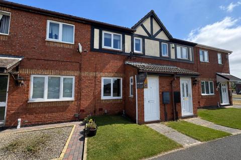 2 bed property, in Haresfield Way, £105,000