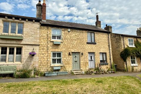 2 bed property, in Wetherby ~ Main Street, £495,000