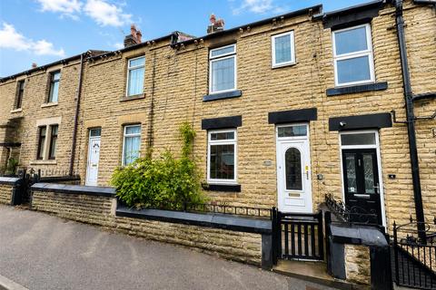 2 bed property, in School Street, £150,000