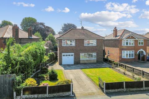 3 bed property, in Padgate Lane, £370,000