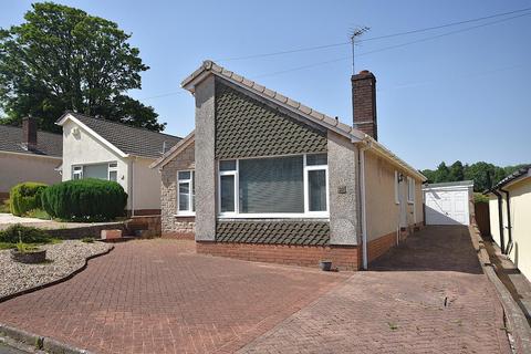 3 bed property, in 21 Greave Close, £389,950