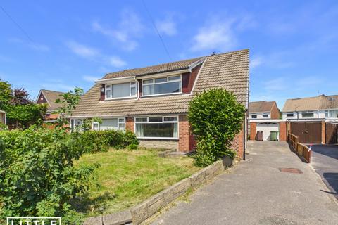 4 bed property, in Dunbeath Close, £260,000