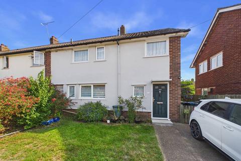 3 bed property, in Coronation Drive, £275,000
