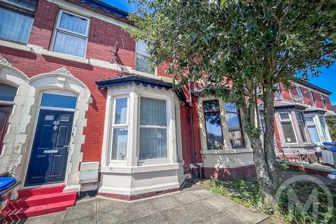 3 bed property, in Sherbourne Road, £39,999