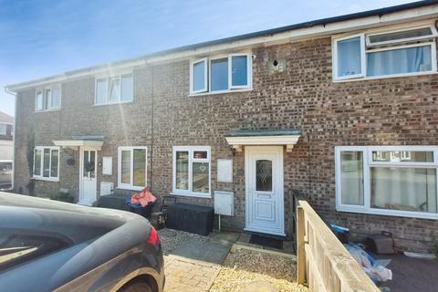 2 bed property, in Hedgemoor, £160,000