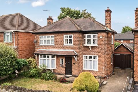 3 bed property, in Brendon Road, £309,950