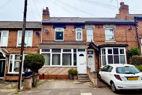 3 bed property, in Stratford Road, £260,000
