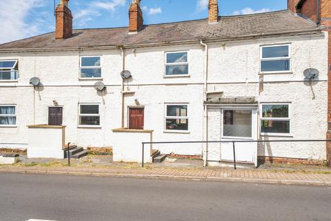 8 bed property, in Widemarsh Street, £600,000