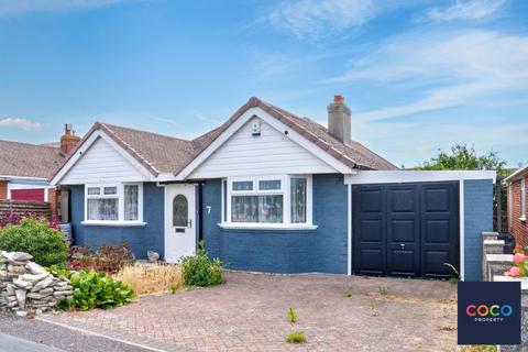2 bed property, in Reap Lane, £275,000