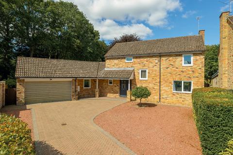 3 bed property, in West Field, £875,000