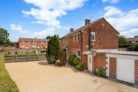 3 bed property, in Chaloners Road, £315,000