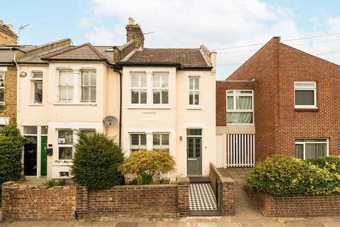 2 bed property, in Florence Road, £899,950