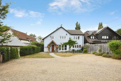 5 bed property, in Wicken Road, £930,000