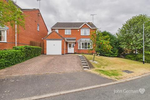 4 bed property, in Darley Close, £375,000