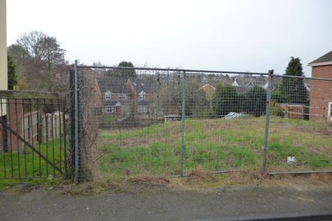 Land, in LONGFIELD ROAD, £86,000