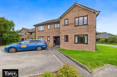 Land, in Westlands Court, £55,000