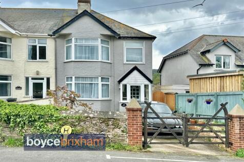 3 bed property, in Dashpers, £299,950