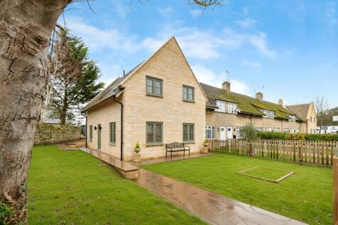 3 bed property, in Kiln House, £575,000