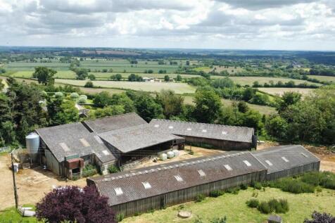 Land, in Hook Norton, £1,500,000