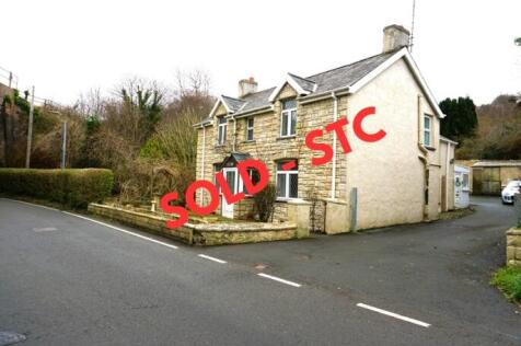5 bed property, in Borth, £238,500