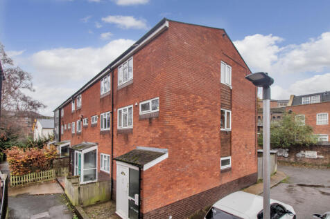 4 bed property, in Albert Street, £475,000
