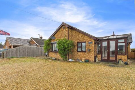 5 bed property, in Highstock Lane, £380,000