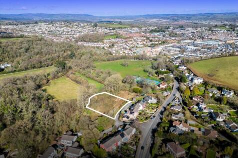 Studio, in DEVELOPMENT SITE FOR 5 HOUSES, £175,000