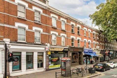 Land, in Chiswick High Road, £1,450,000