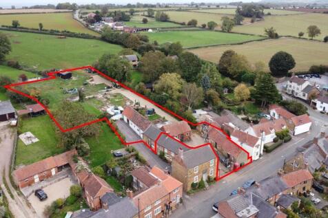 Land, in White House Farm, £750,000