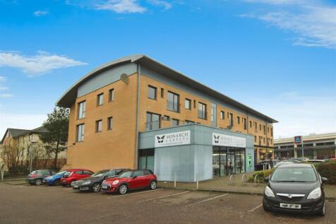 1 bed property, in Bryant Road, £97,500
