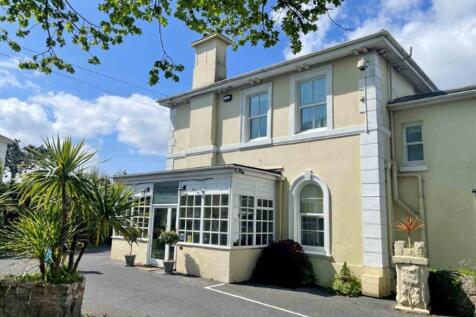 7 bed property, in Torquay, £665,000