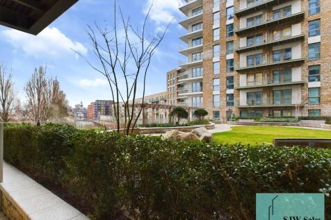 2 bed property, in Allium House, £630,000