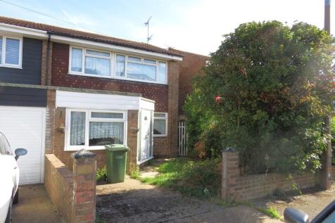 4 bed property, in Solway, £359,995