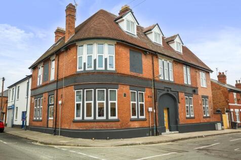 19 bed property, in King Alfred Street, £1,650,000