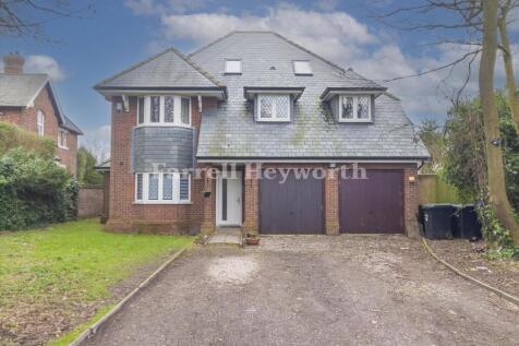 9 bed property, in Park Lane, £485,000