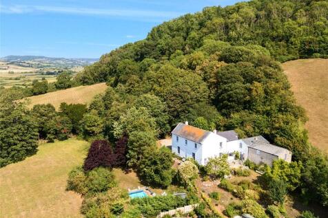 5 bed property, in Axmouth, £1,495,000