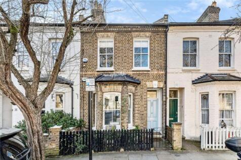 3 bed property, in Treadgold Street, £1,700,000
