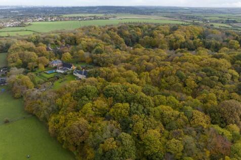 Land, in Rowhill Road, £30,000