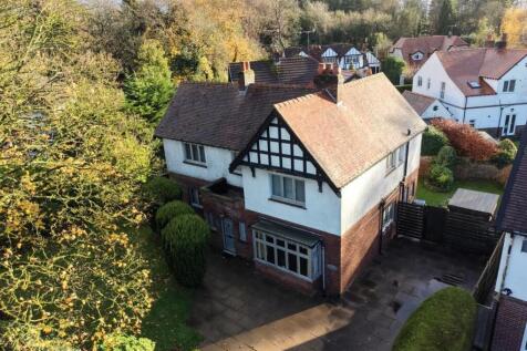 3 bed property, in Bold Lane, £625,000