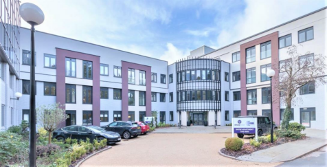 2 bed property, in Streetsbrook Road, £290,000