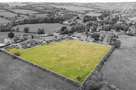Land, in Land to the North of Brooke Road, £1