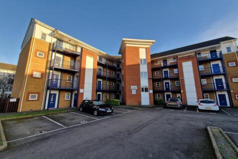 1 bed property, in Kennet Walk, £180,000