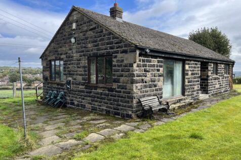 3 bed property, in 3 Bedroom Bungalow For Sale – Hannah Croft Cottage, £180,000