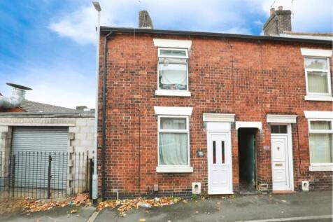 2 bed property, in John Street, £130,000