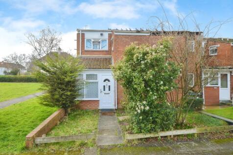 3 bed property, in Springway, £575,000