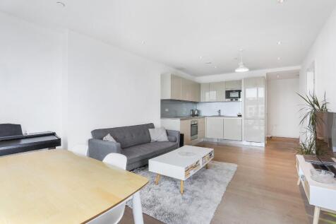 1 bed property, in St. Gabriel Walk, £575,000
