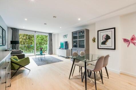 2 bed property, in Rodney Street, £1,250,000