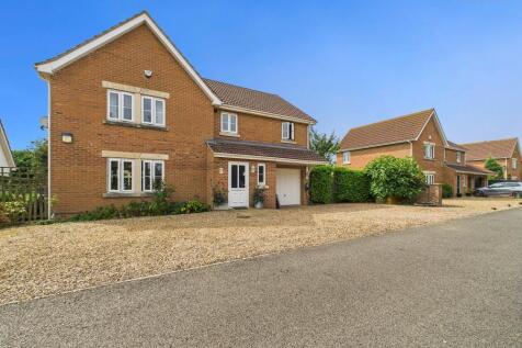 4 bed property, in Chapel Street, £429,995
