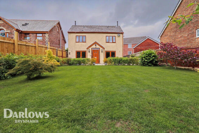 4 bed property, in Old Blaenavon Road, £340,000
