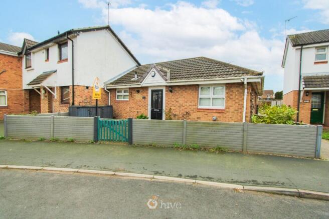 2 bed property, in Elizabeth Avenue, £175,000